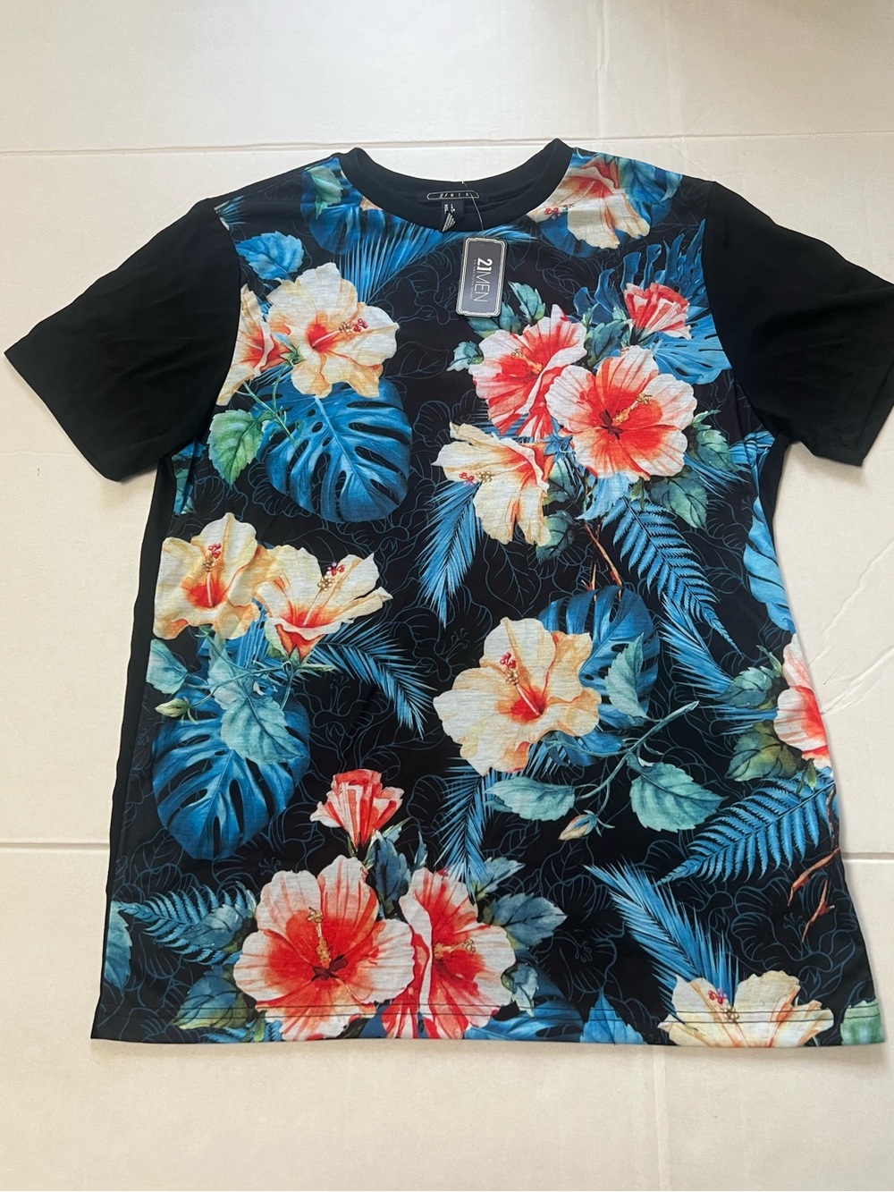 21 MEN Floral Short Sleeve Tee in Black & Blue Size Medium NWT